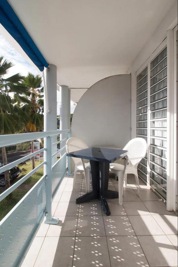 Апартаменты Un Pied-A-Terre Face A La Marina Le Marin Экстерьер фото